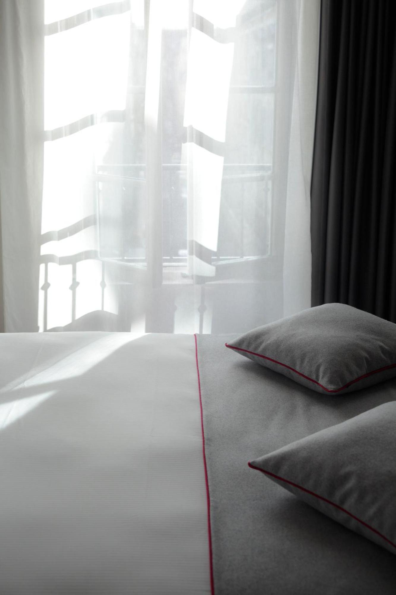 Hotel Saint Dominique Paris