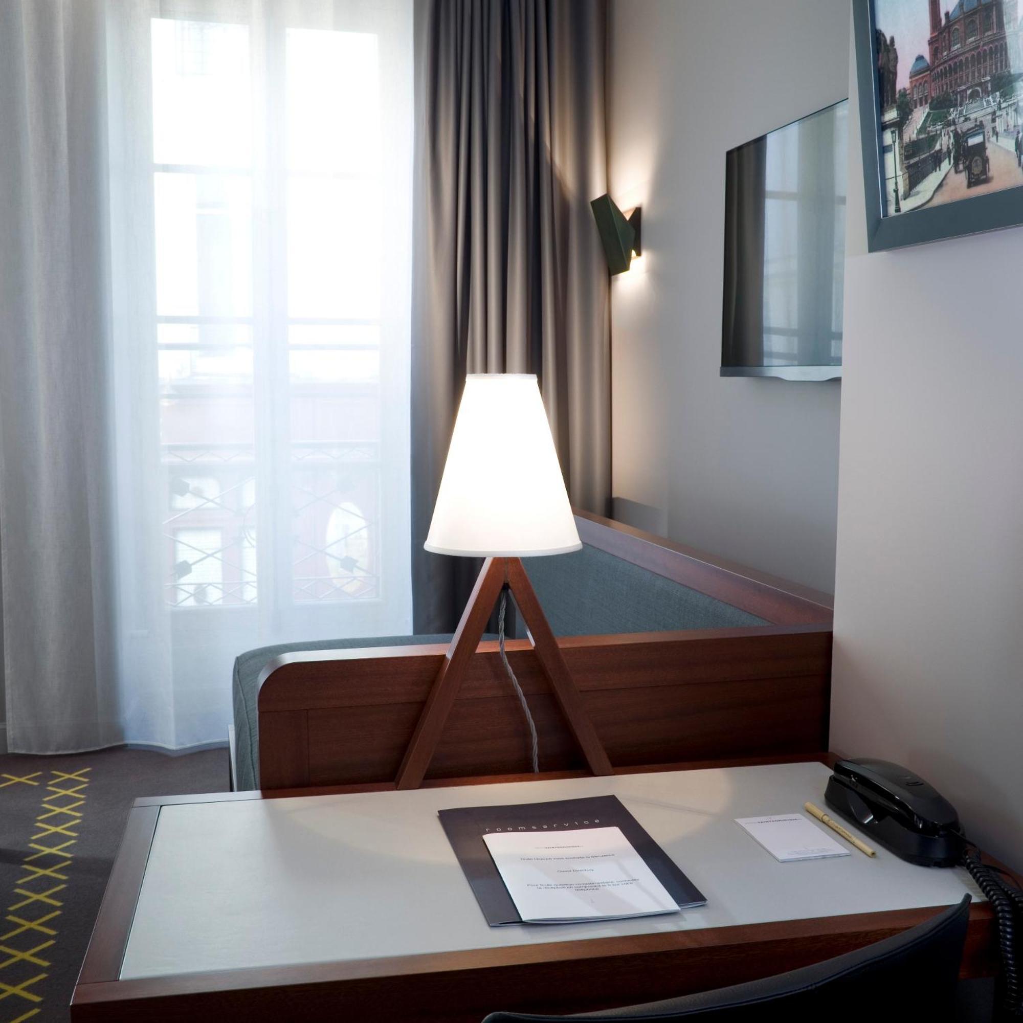 Hotel Saint Dominique Paris