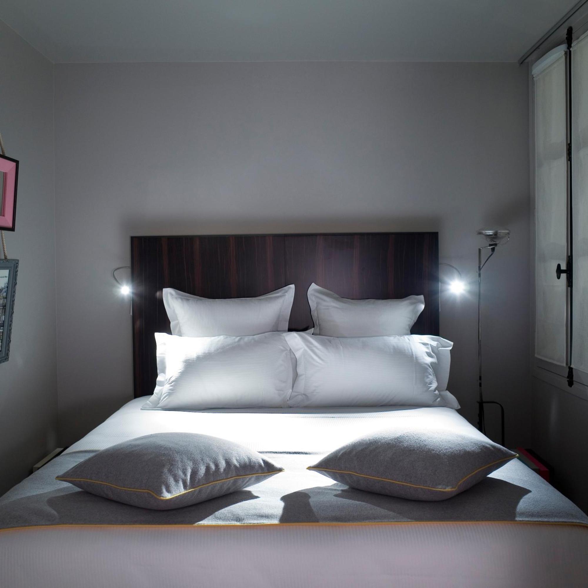 Hotel Saint Dominique Paris