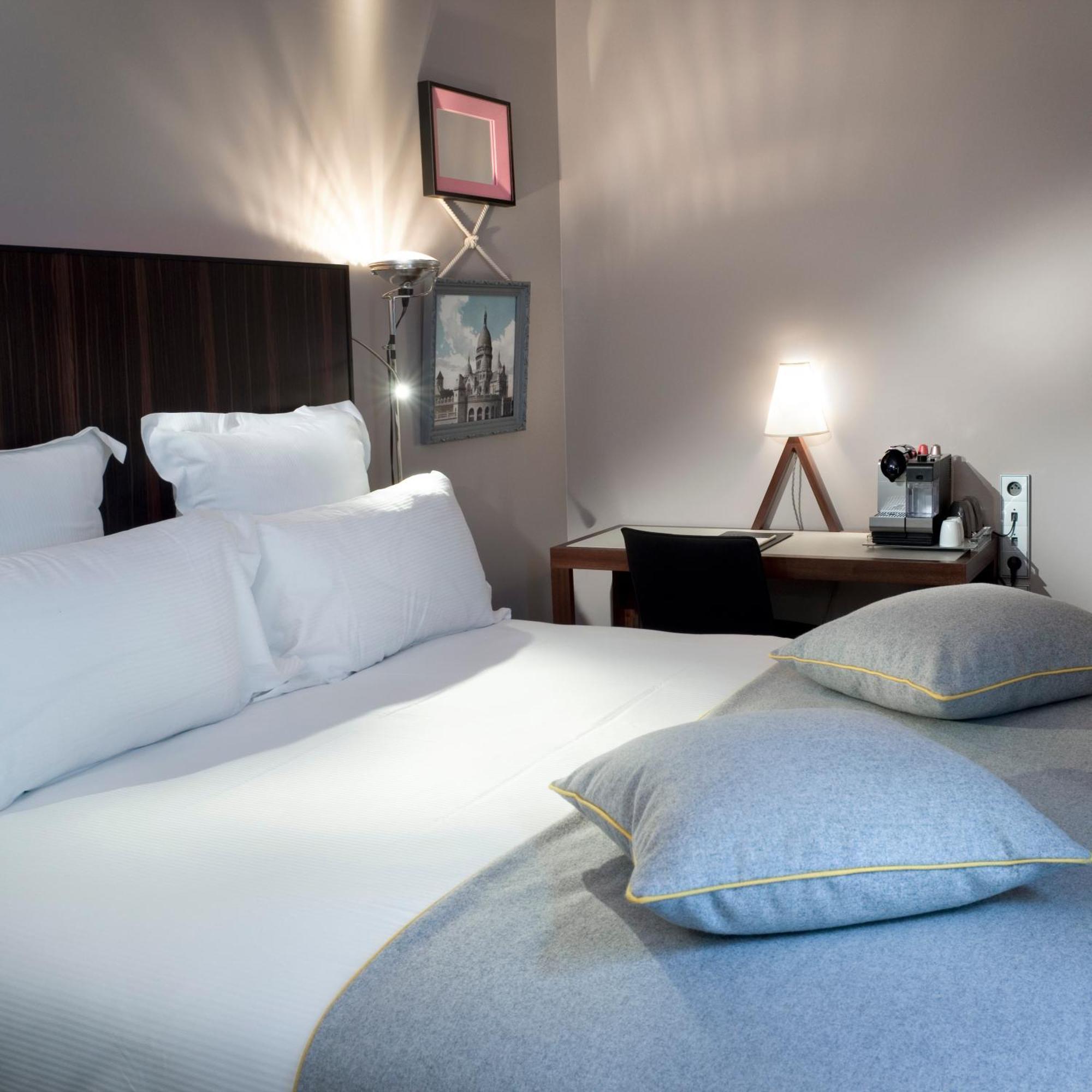 Saint Dominique Hotel Paris