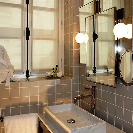 Hotel Saint Dominique Parigi